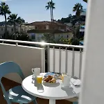 Carlton - Renovee Avec Piscine Apartmanhotel Beaulieu-sur-Mer