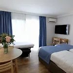 Carlton - Renovee Avec Piscine Aparthotel
