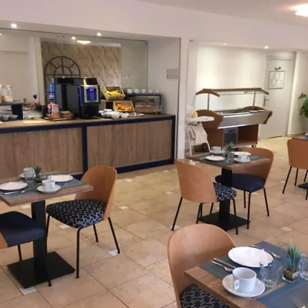 Résidence Carlton - Rénovée Avec Piscine 4* Beaulieu-sur-Mer