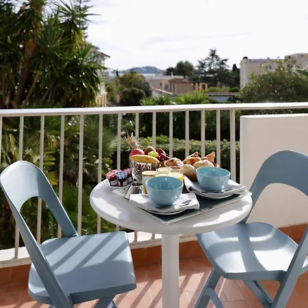 Résidence Carlton - Rénovée Avec Piscine 4* Beaulieu-sur-Mer