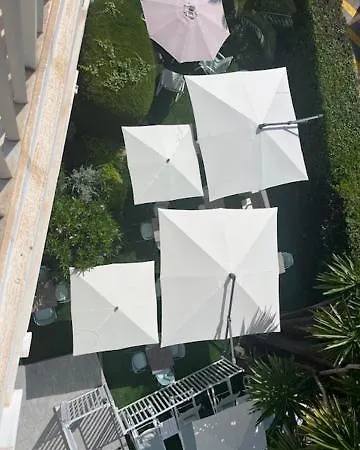 Carlton - Renovee Avec Piscine Lägenhetshotell Beaulieu-sur-Mer
