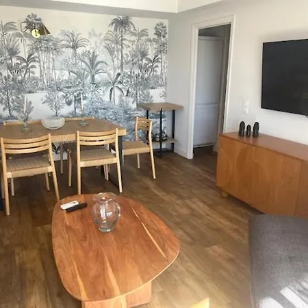 Résidence Carlton - Rénovée Avec Piscine 4*