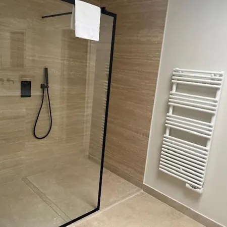 Carlton - Renovee Avec Piscine Beaulieu-sur-Mer