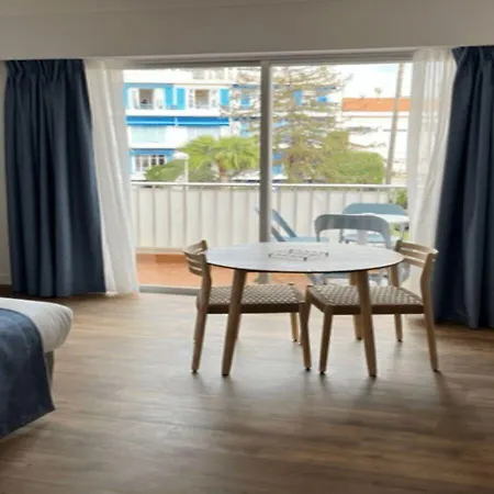 Carlton - Renovee Avec Piscine Aparthotel Beaulieu-sur-Mer