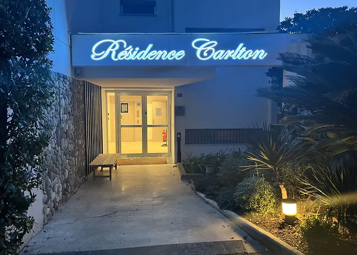 Carlton - Renovee Avec Piscine 4*