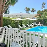 Lejlighedshotel Carlton - Renovee Avec Piscine
