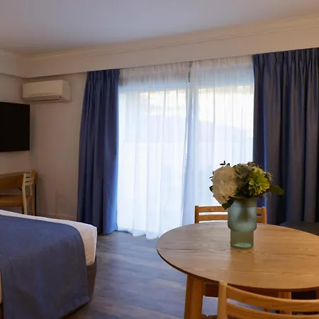 Apartahotel Résidence Carlton 4*