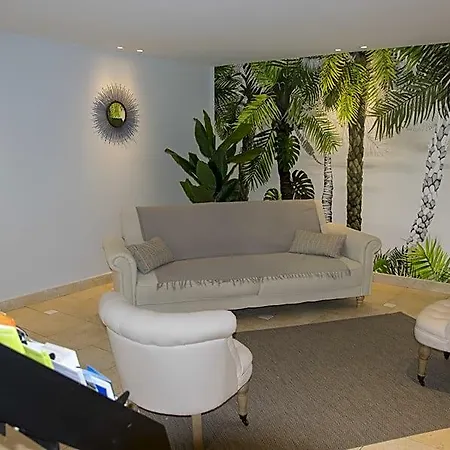 Résidence Carlton - Rénovée Avec Piscine 4* Beaulieu-sur-Mer