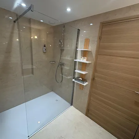 Aparthotel Carlton - Renovee Avec Piscine Beaulieu-sur-Mer