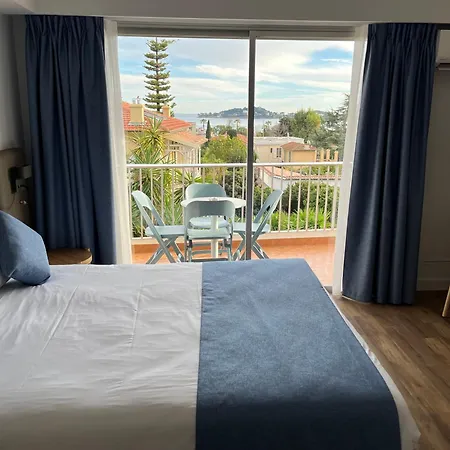 Résidence Carlton - Rénovée Avec Piscine 4* Beaulieu-sur-Mer