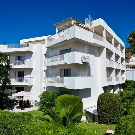 Carlton - Renovee Avec Piscine 4*