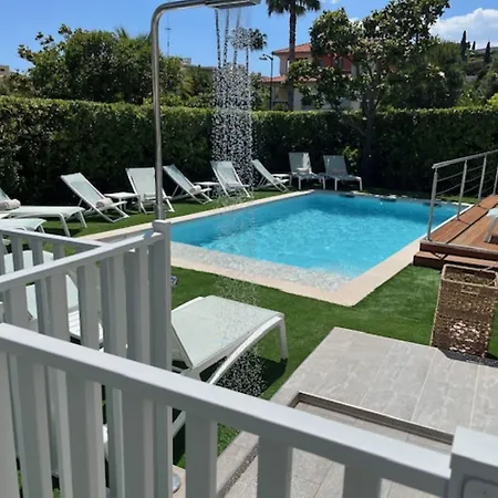 Apartmanhotel Carlton - Renovee Avec Piscine Beaulieu-sur-Mer