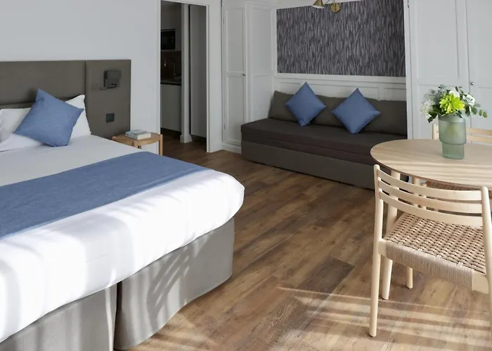 Carlton - Renovee Avec Piscine Beaulieu-sur-Mer