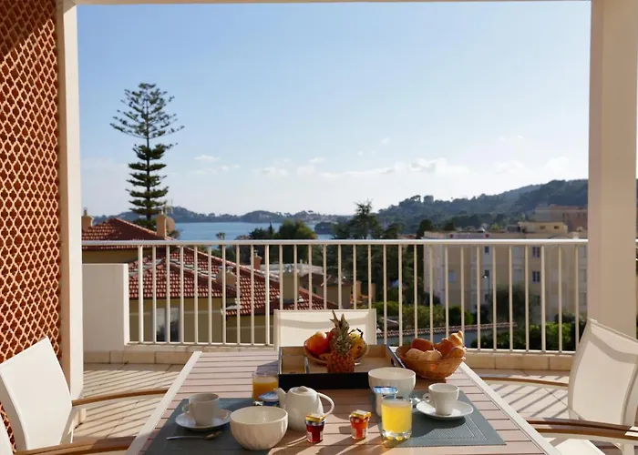 Aparthotel Résidence Carlton - Rénovée Avec Piscine